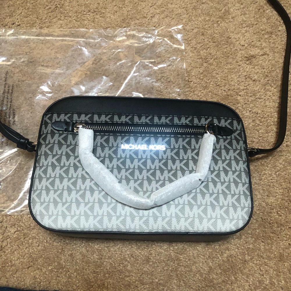 Michael Kors Black and Gray Crossbody Bag